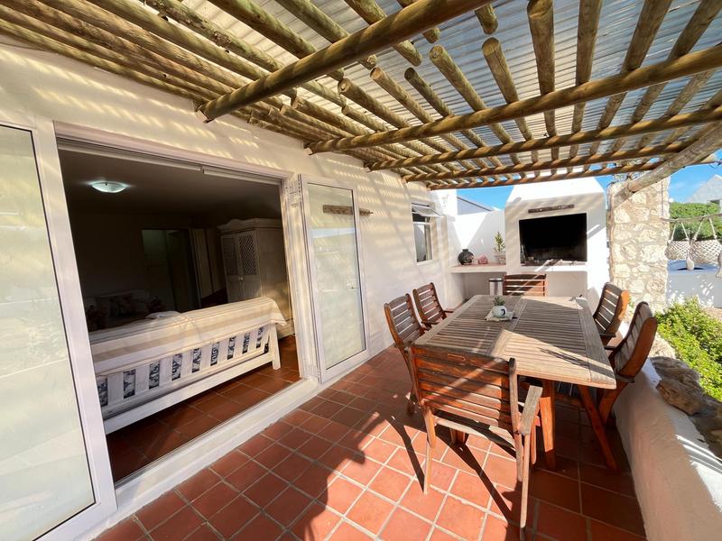 8 Bedroom Property for Sale in Jacobsbaai Western Cape